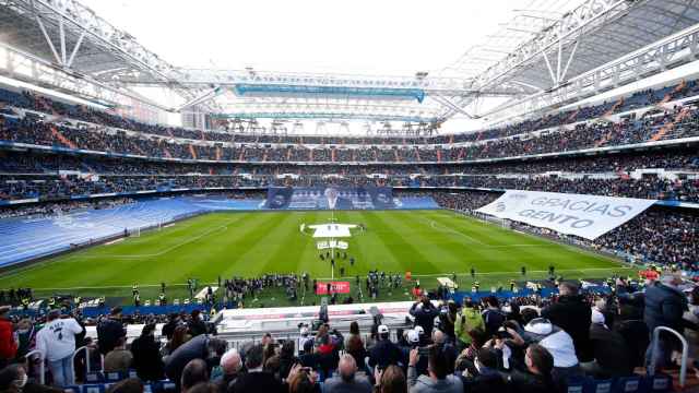 Las imágenes del homenaje a Paco Gento en el Santiago Bernabéu