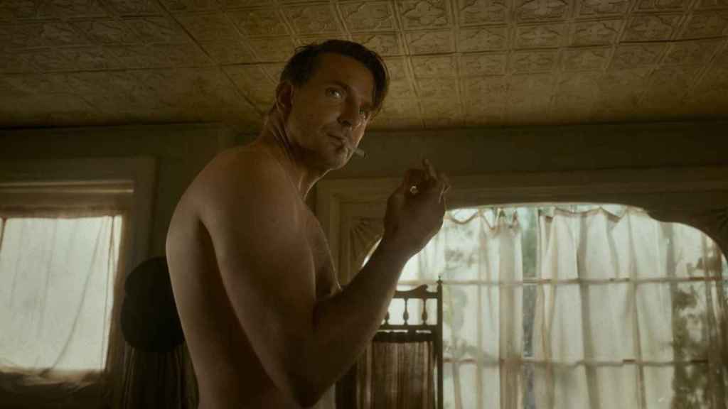 Bradley Cooper in 'The Alley of Lost Souls'.