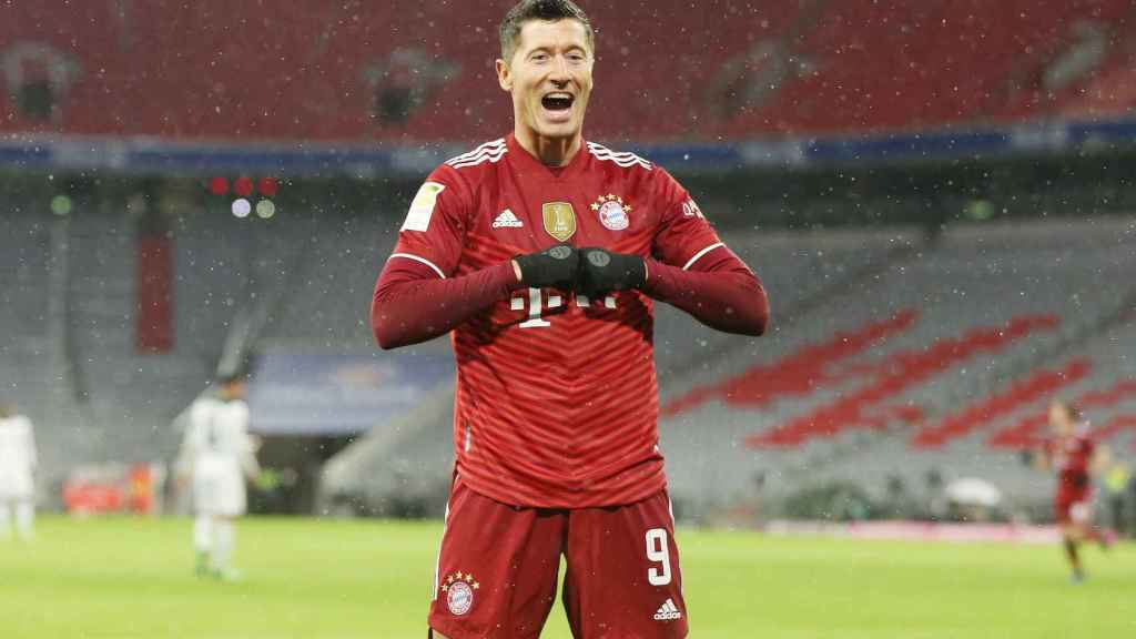 Robert Lewandowski festeja un gol con el Bayern de Múnich