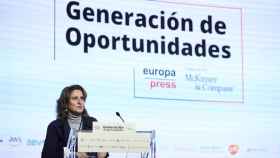 La vicepresidenta tercera y ministra para la Transición Ecológica y el Reto Demográfico, Teresa Ribera, inaugura el desayuno informativo Generación de oportunidades
