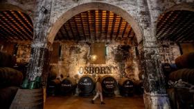 Las bodegas Osborne, de El Puerto de Santa María.