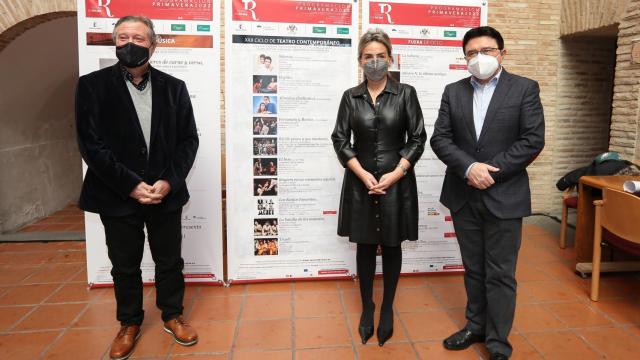 La alcaldesa de Toledo, Milagros Tolón, ha presentado la programación del Teatro de Rojas. Foto: Óscar Huertas