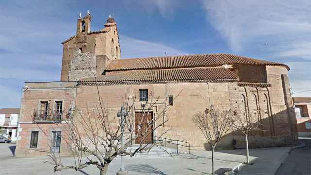 Iglesia de San Pedro de Villoria, que figura sin propietario y la inscrito la CEE a su nombre