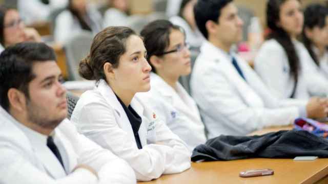 Un grupo de estudiantes de Medicina, en una imagen de archivo.