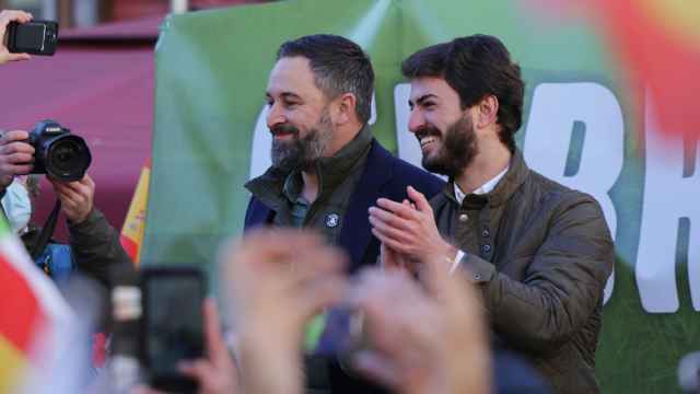El presidente de Vox, Santiago Abascal, y el candidato a la Presidencia de la Junta de Castilla y León, Juan García-Gallardo.
