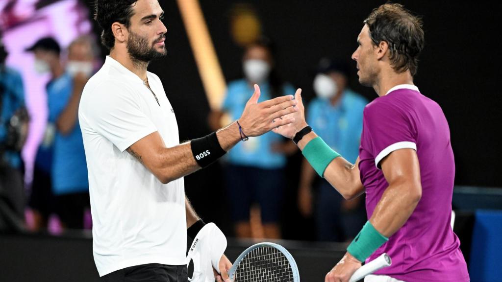 Matteo Berrettini y Rafa Nadal, tras el partido