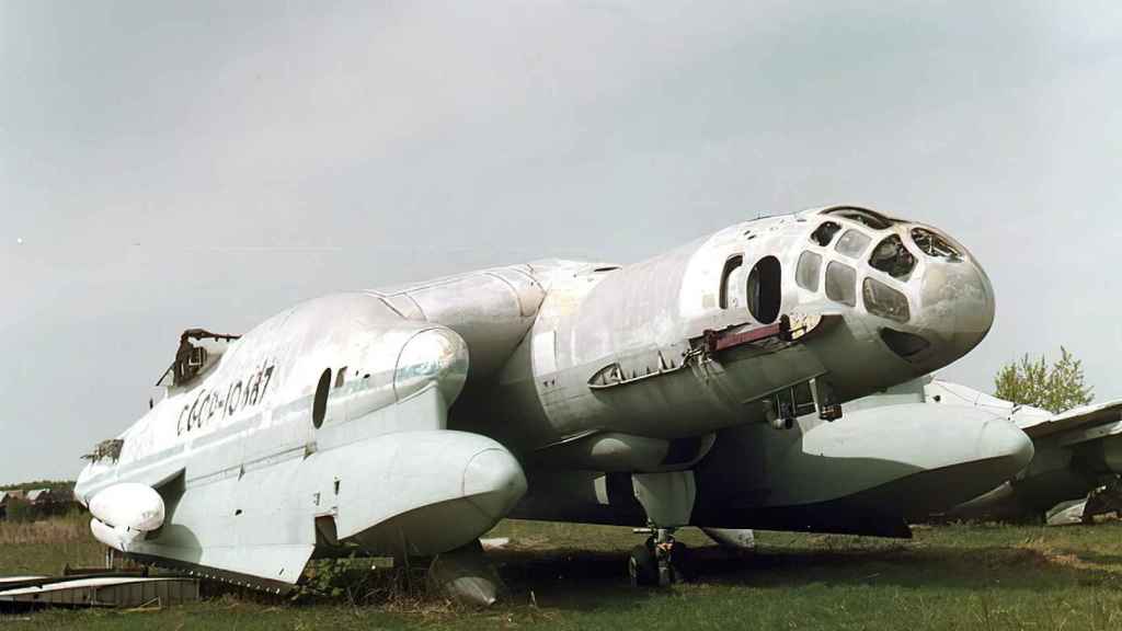 Bartini VVA-14 en 1998