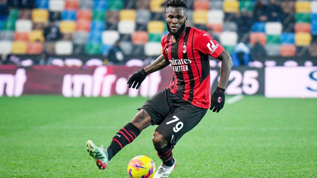 Franck Kessié durante un partido del AC Milan