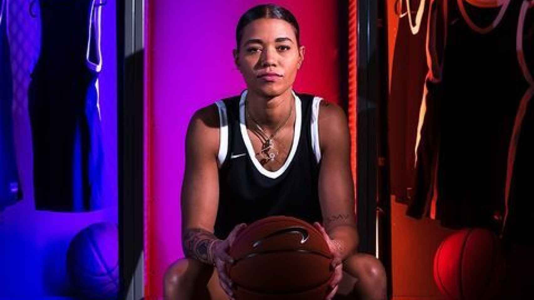 La jugadora de baloncesto Natasha Cloud. Foto: Instagram (@auprohoops)