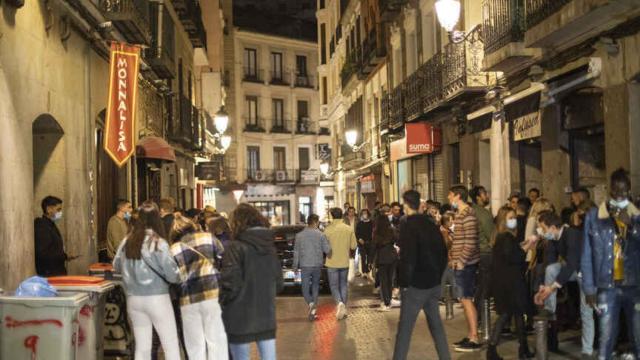 Grupo de franceses en Madrid.