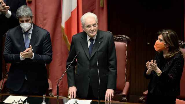 Sergio Mattarella jurando su reelección este jueves ante el Parlamento italiano.