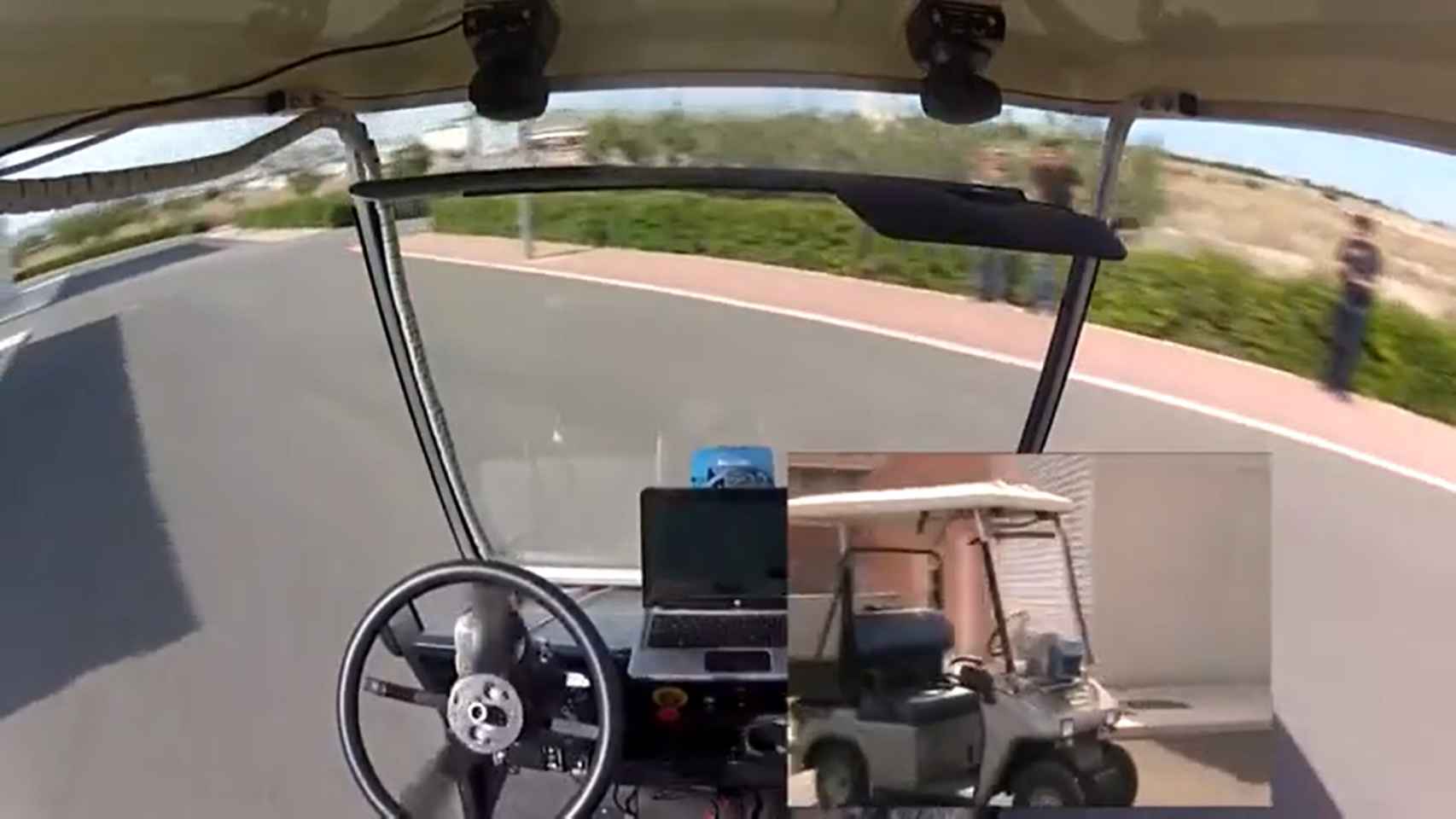 El carrito de golf automatizado fue creado en 2014.