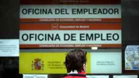La otra cara de la EPA valenciana: el sector privado sigue sin recuperarse, el empleo público se dispara.
