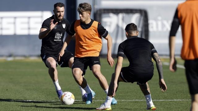 Los jugadores del Málaga CF, en uno de los entrenamientos de la semana.