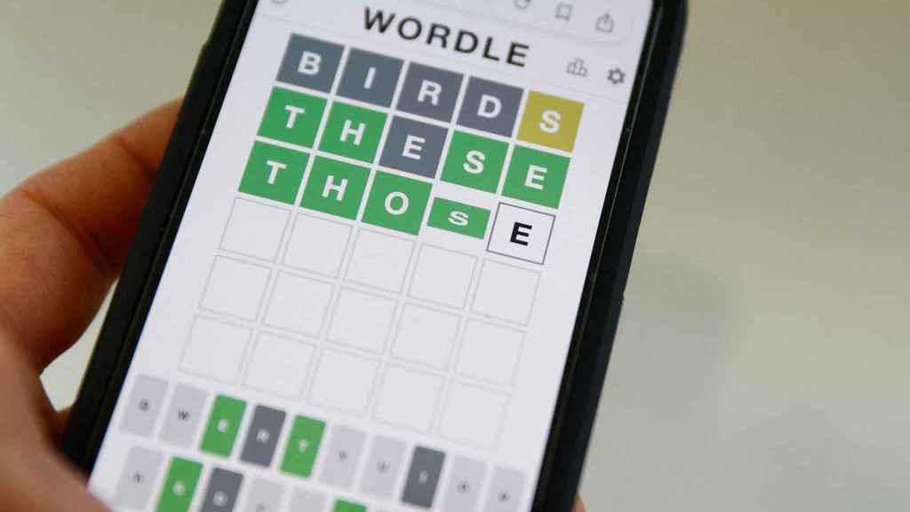 Así se juega a 'Wordle', el juego viral de adivinar palabras del que todo el mundo habla.