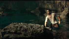 Tom Holland en la cueva de Xàbia que abre el trailer de 'Uncharted'.