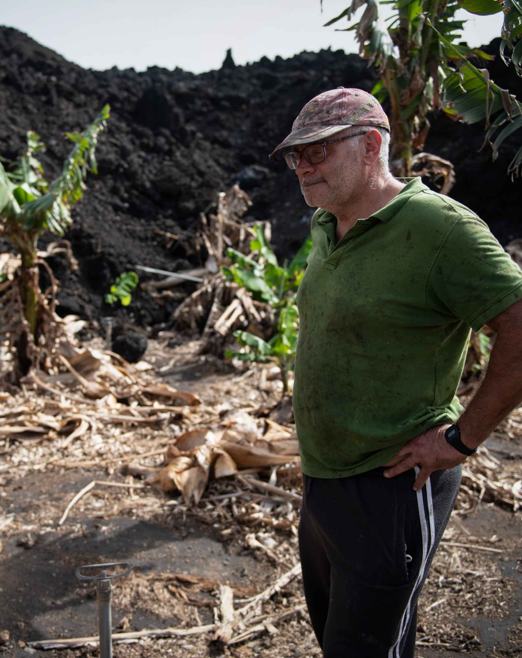 Pablo, el medianero de la finca de las Dominicas, afectado en parte por la lava.