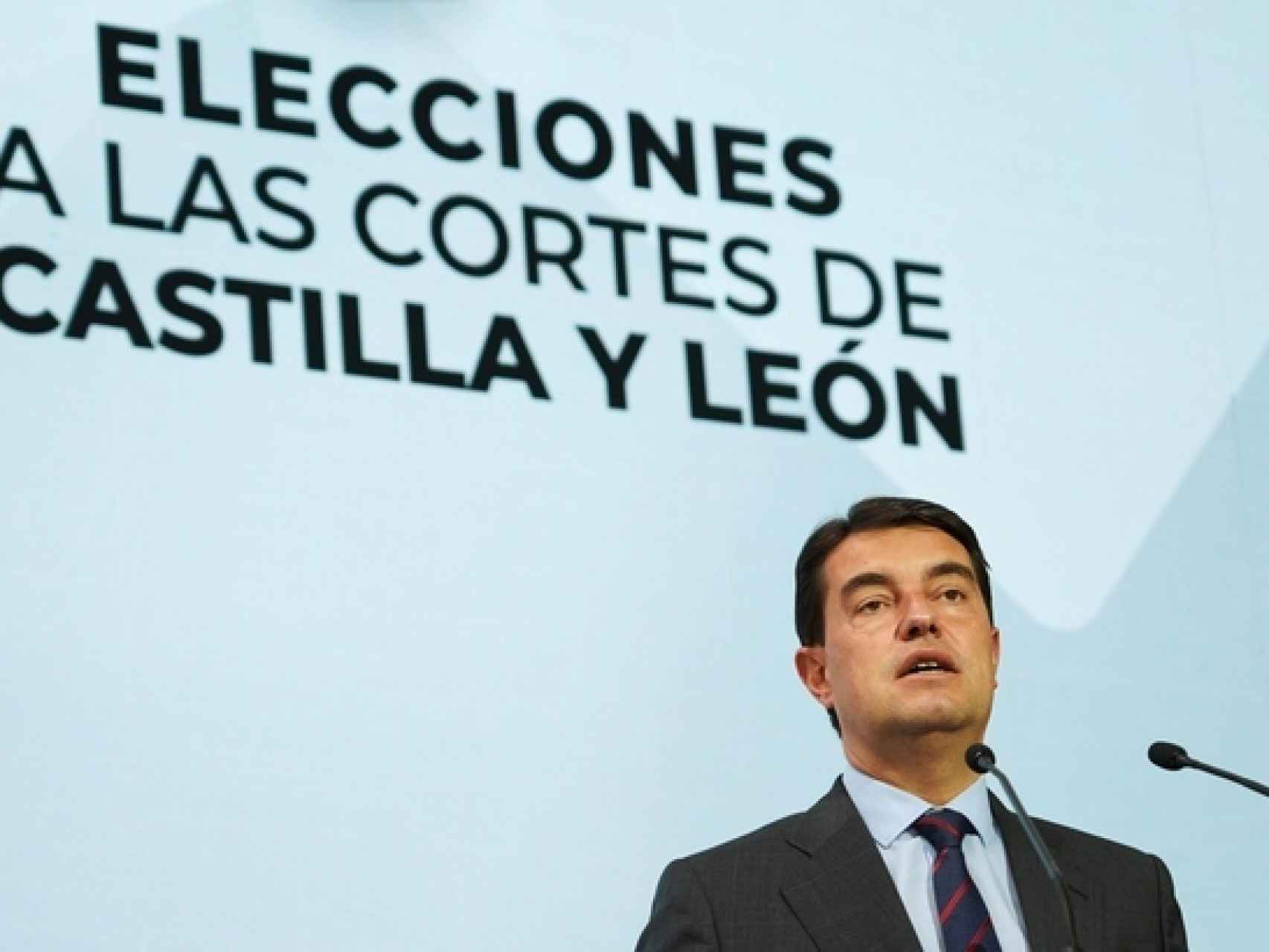 El consejero de Presidencia, Ángel Ibáñez, ofrece los datos de participación