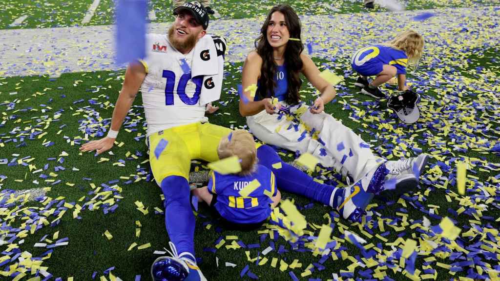 Cooper Kupp celebra junto a su familia la Super Bowl LVI