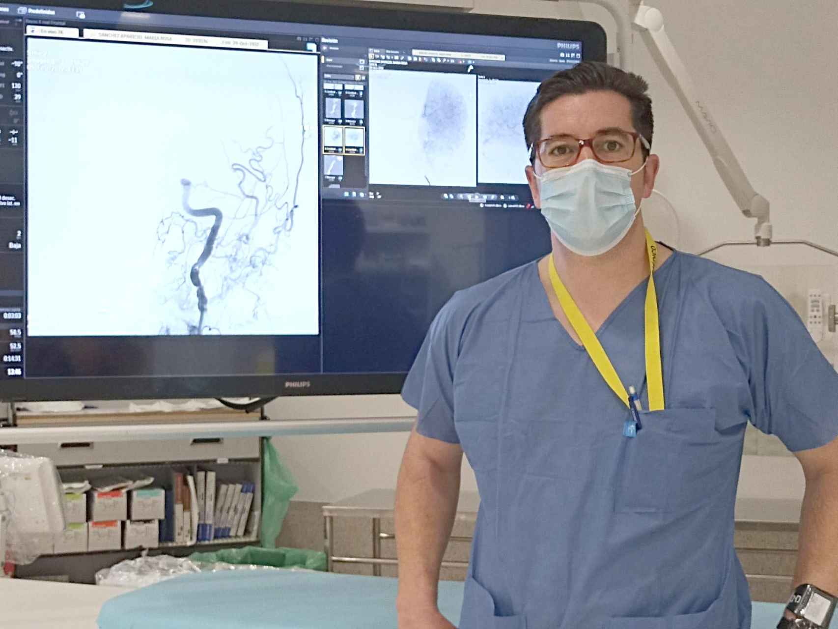 El doctor Miguel Castaño del nuevo servicio de trombectomías del Hospital de Salamanca