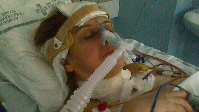 Katia, ingresada en el hospital tras haber sufrido la hemorragia en 2009.