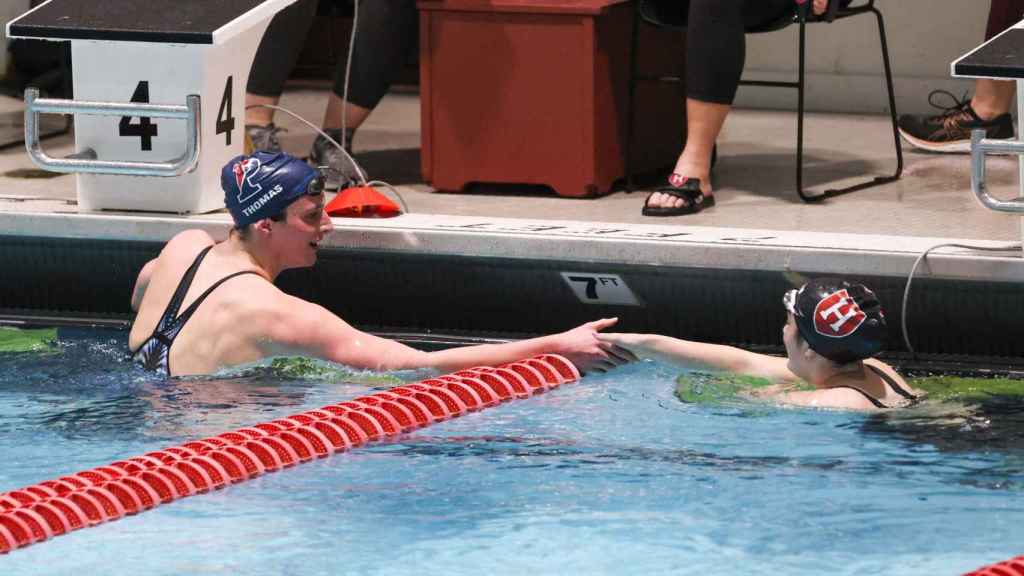 Lia Thomas durante la Ivy League Swimming and Diving Championships en la Universidad de Harvard