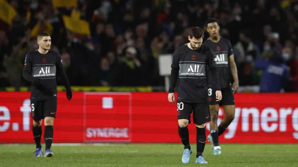 Messi, cabizbajo por la derrota del PSG ante el Nantes