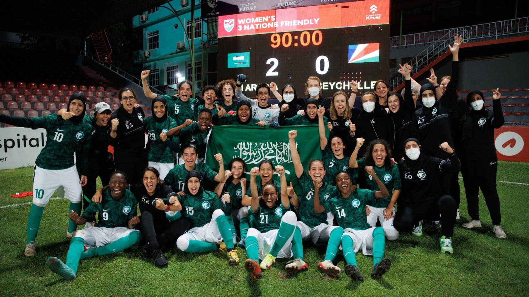 montar Mancha cascada El fútbol femenino se abre paso en Arabia Saudí: del éxito de su primera  liga al debut de su selección