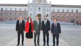 El presidente de la Junta, Juanma Moreno, con Díaz Ayuso, Casado y Almeida en la celebración del día de Andalucía en 2020.