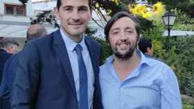 Álvaro de Paz con Iker Casillas el último día de rodaje