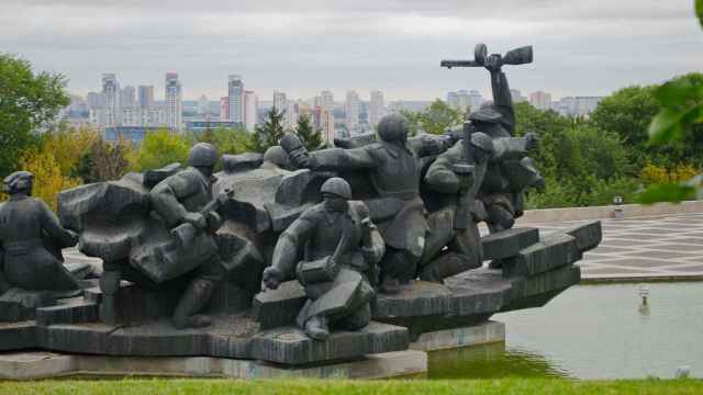 Detalle del monumento Madre Patria, en Kiev.