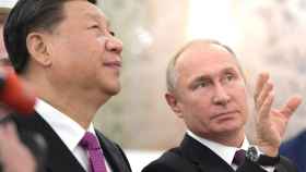 El presidente de China, Xi Jinping, y el presidente ruso, Vladimir Putin.