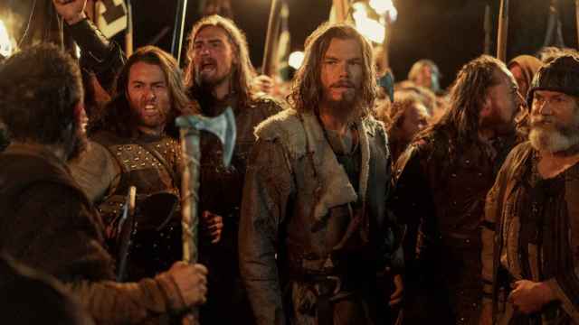 Crítica: 'Vikingos: Valhalla' es la sucesora perfecta y volverá a conquistar a los fans de la serie original.