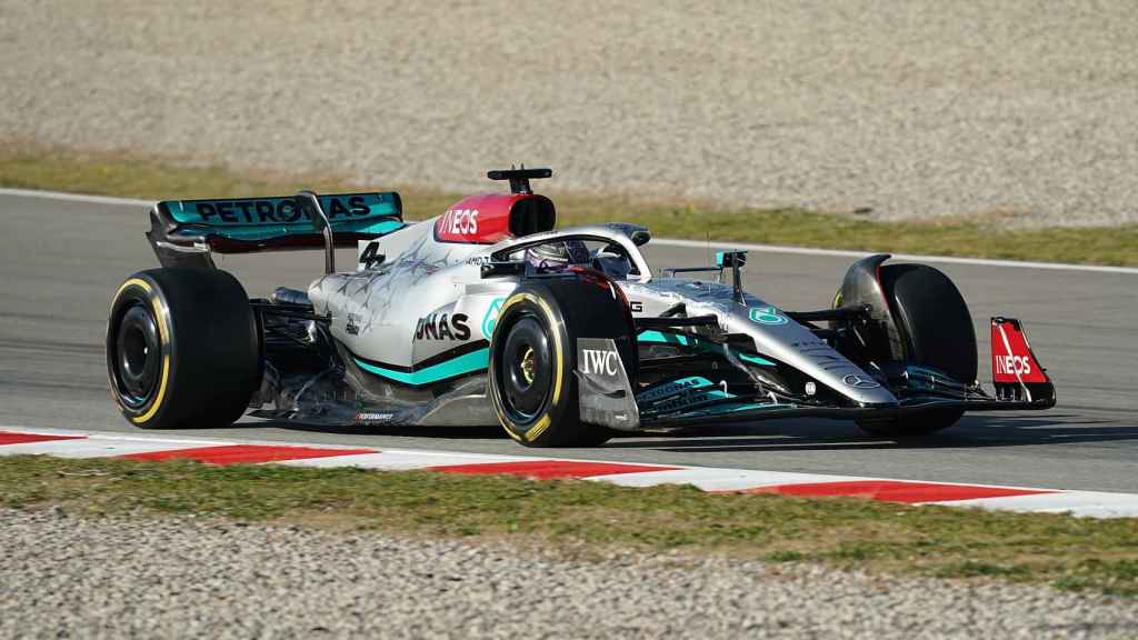 El Mercedes W13 de Lewis Hamilton en Montmeló