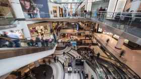La crisis sanitaria por la covid  ha golpeado la actividad de los centros comerciales aunque, pese al repunte del 'ecommerce', el regreso del consumidor a estos espacios comerciales se está reactivando este 2022.