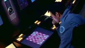 Partida de ajedrez con el robot Hal, de '2001: una odisea del espacio',de Stanley Kubrick