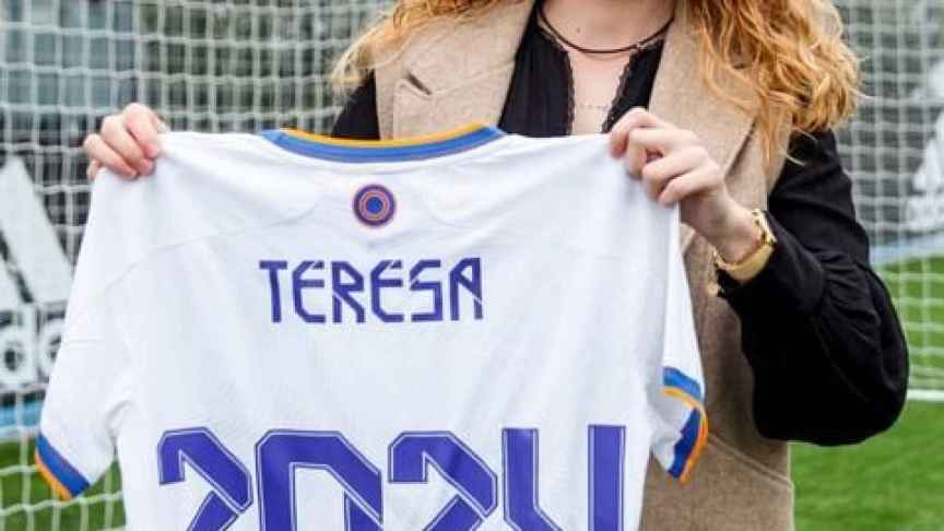 Teresa Abelleira, en su renovación con el Real Madrid Femenino
