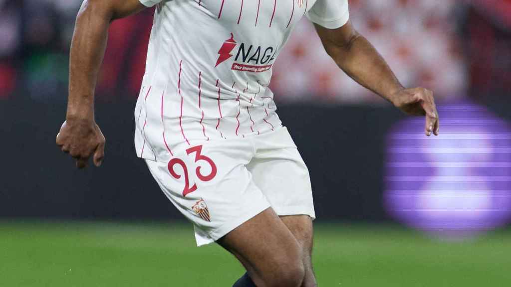 Jules Koundé, en un partido del Sevilla de la temporada 2021/2022