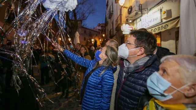 La alcaldesa, Milagros Tolón, ha clausurado este domingo el Carnaval de Toledo