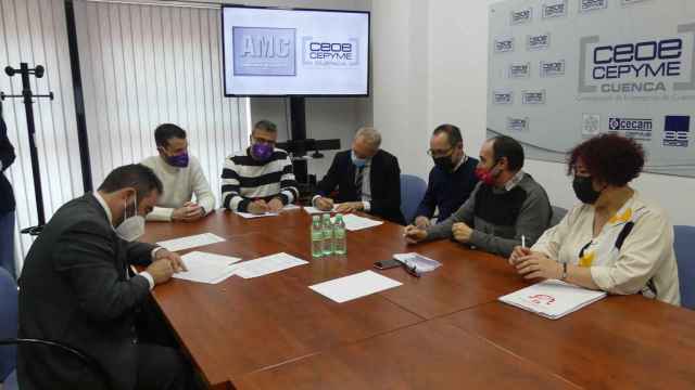 Firmado un convenio que afecta a más 5.000 trabajadores en Cuenca