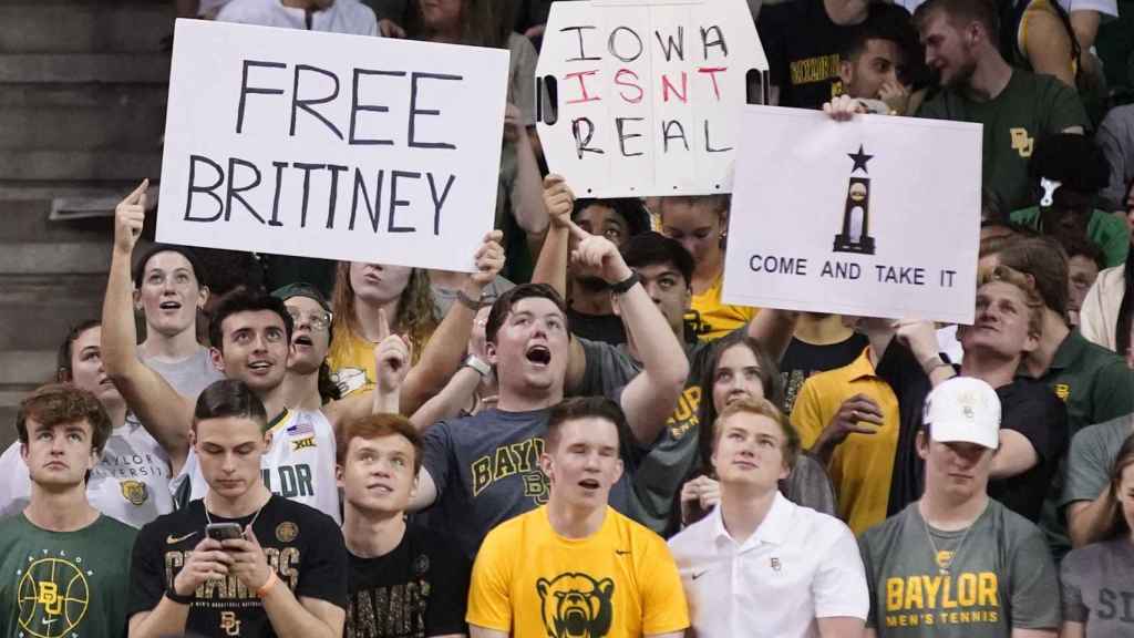 Apoyo a Brittney Griner en un partido de la NCAA
