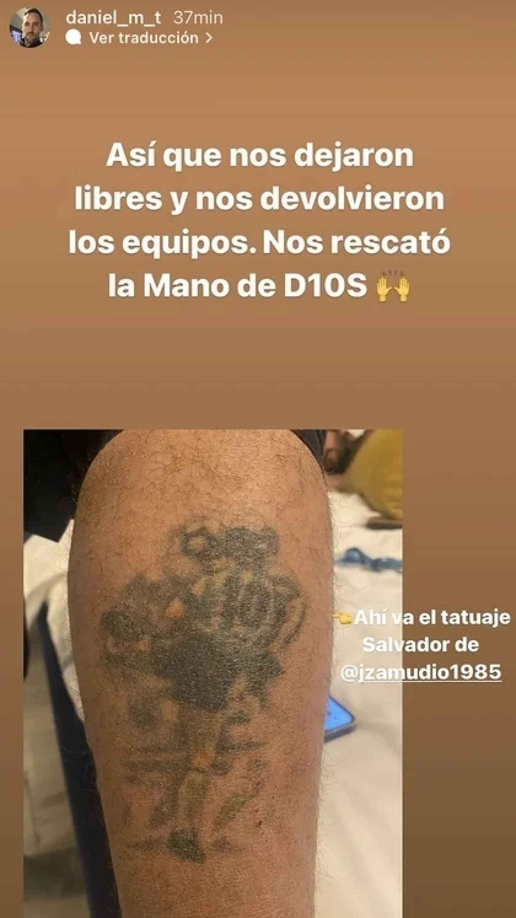 La historia de Instagram de Daniel Matamala con el tatuaje de Maradona del cámara Juan Zamudio.