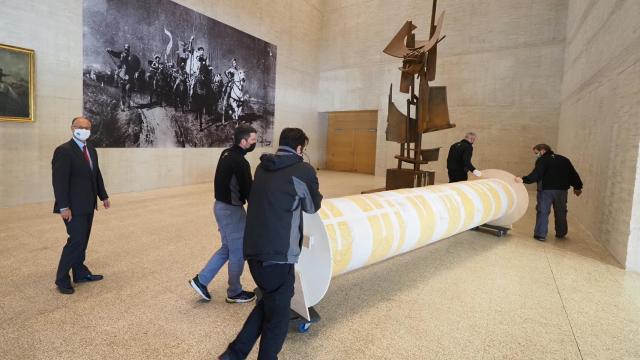 Recepción del cuadro en las Cortes de Castilla y León