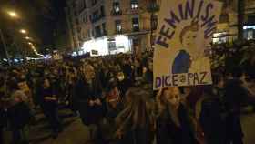 La marea morada marcha de Atocha a Colón en Madrid por un feminismo antibelicista, antirracista e inclusivo.