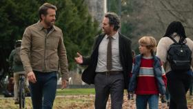 Crítica: 'El proyecto Adam', la película de ciencia ficción familiar con Ryan Reynolds es cine de palomitas sin sal.