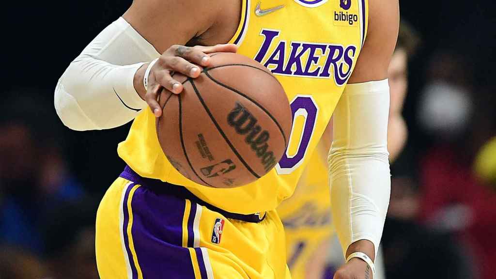 Russell Westbrook durante un partido con los Lakers