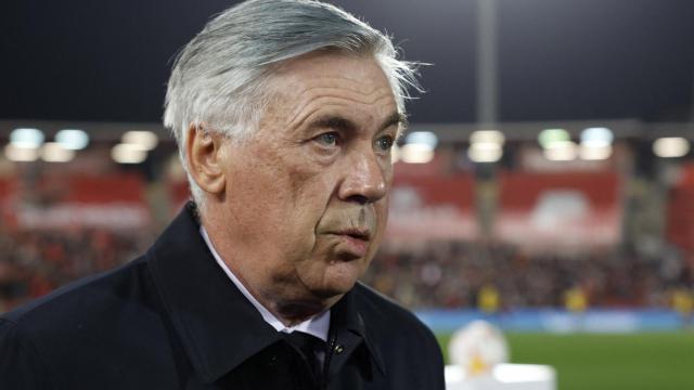 Carlo Ancelotti, en el banquillo de Son Moix antes del Mallorca - Real Madrid