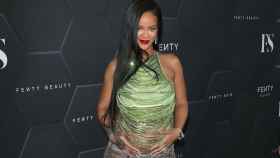 Rihanna rompe con los tabúes asociados a una mujer embarazada