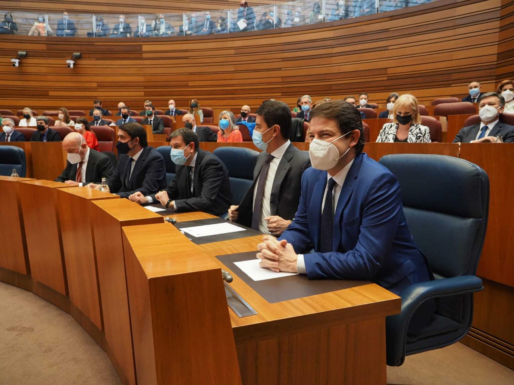 El presidente en funciones, Alfonso Fernández Mañueco, durante el pleno de la sesión constitutiva de las Cortes, el pasado jueves.