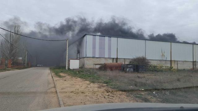 Incendio en el Polígono de Aviación de Coreses